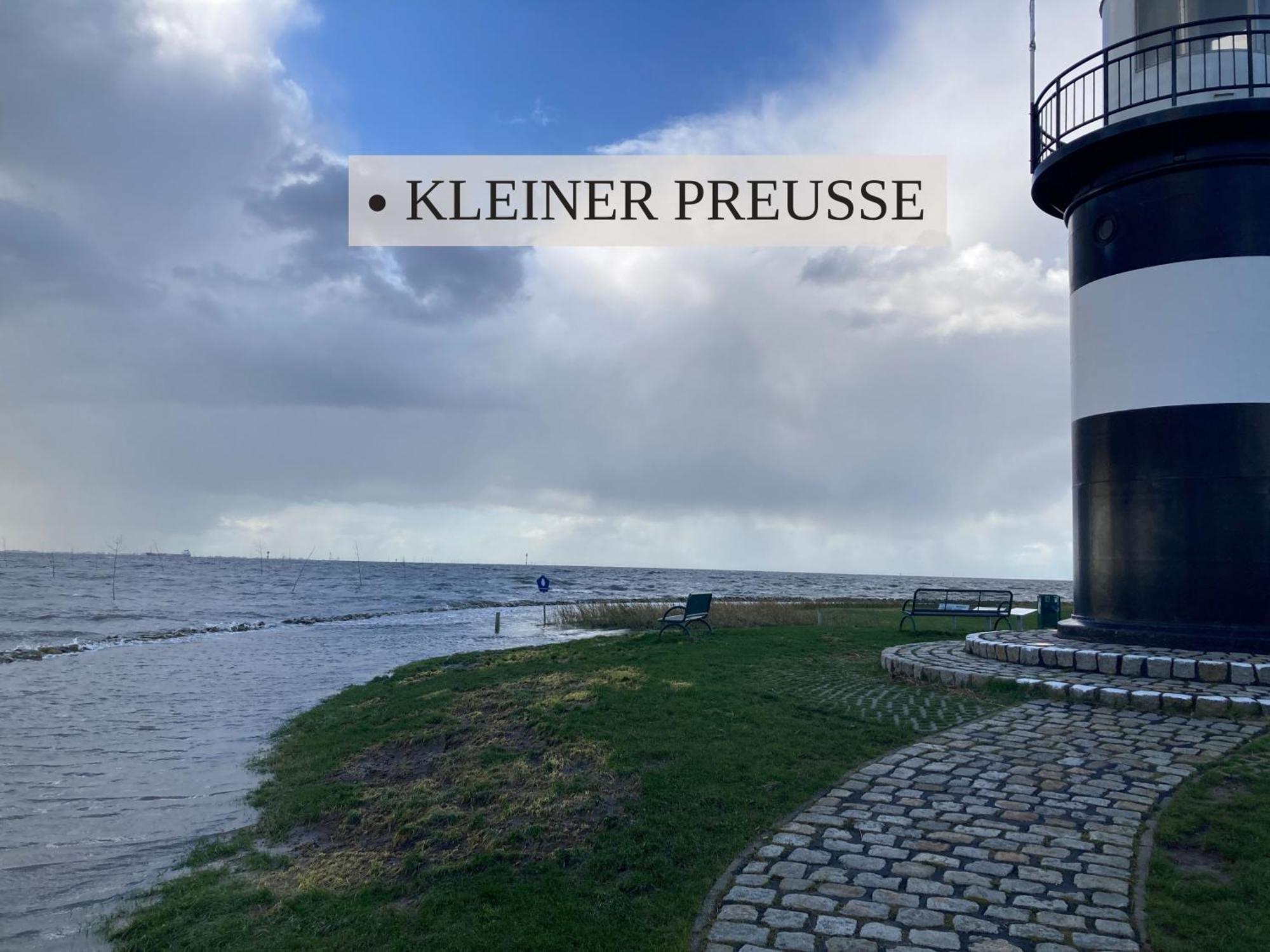 Haus Krabbe, Apartment 10, Naehe Bremerhaven, Fuer 1-2 Personen, 2 Schlafzimmer, Einzelbetten, Zweite Etage, Zentral Gelegen, Bis Zu 2 Hunden Kostenfrei Willkommen Wremen Kültér fotó